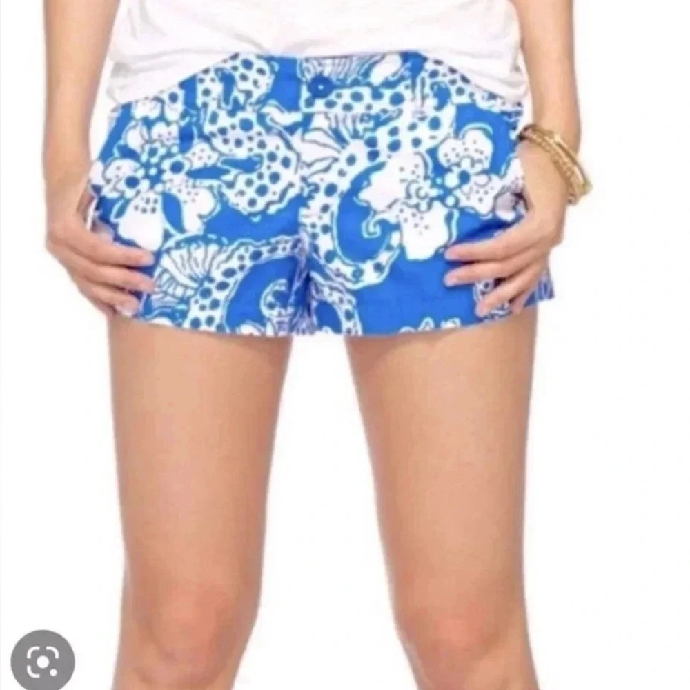 Lilly Pulitzer Walsh Shorts in Seahorse Print